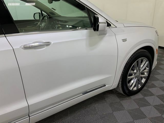 Certified 2023 Cadillac XT6 Premium Luxury image 7