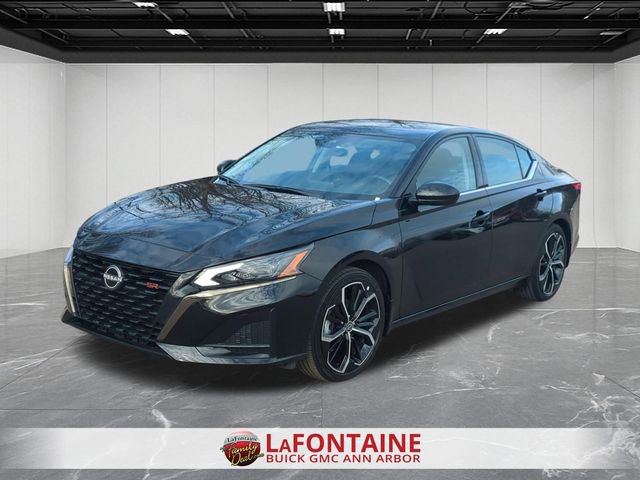 Used 2025 Nissan Altima 2.5 SR image 4