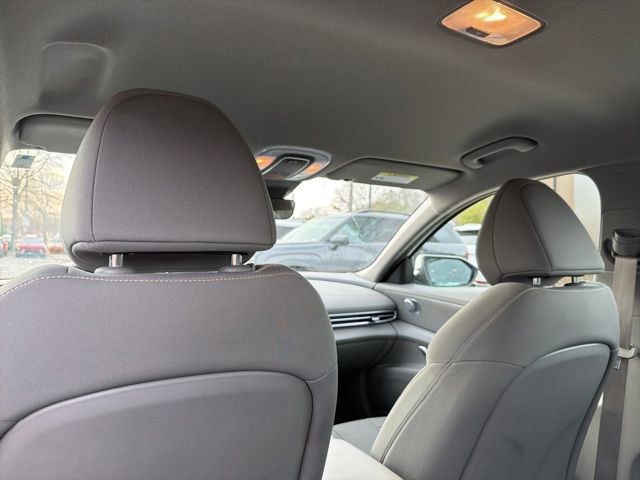 Certified 2024 Hyundai Elantra SEL image 26