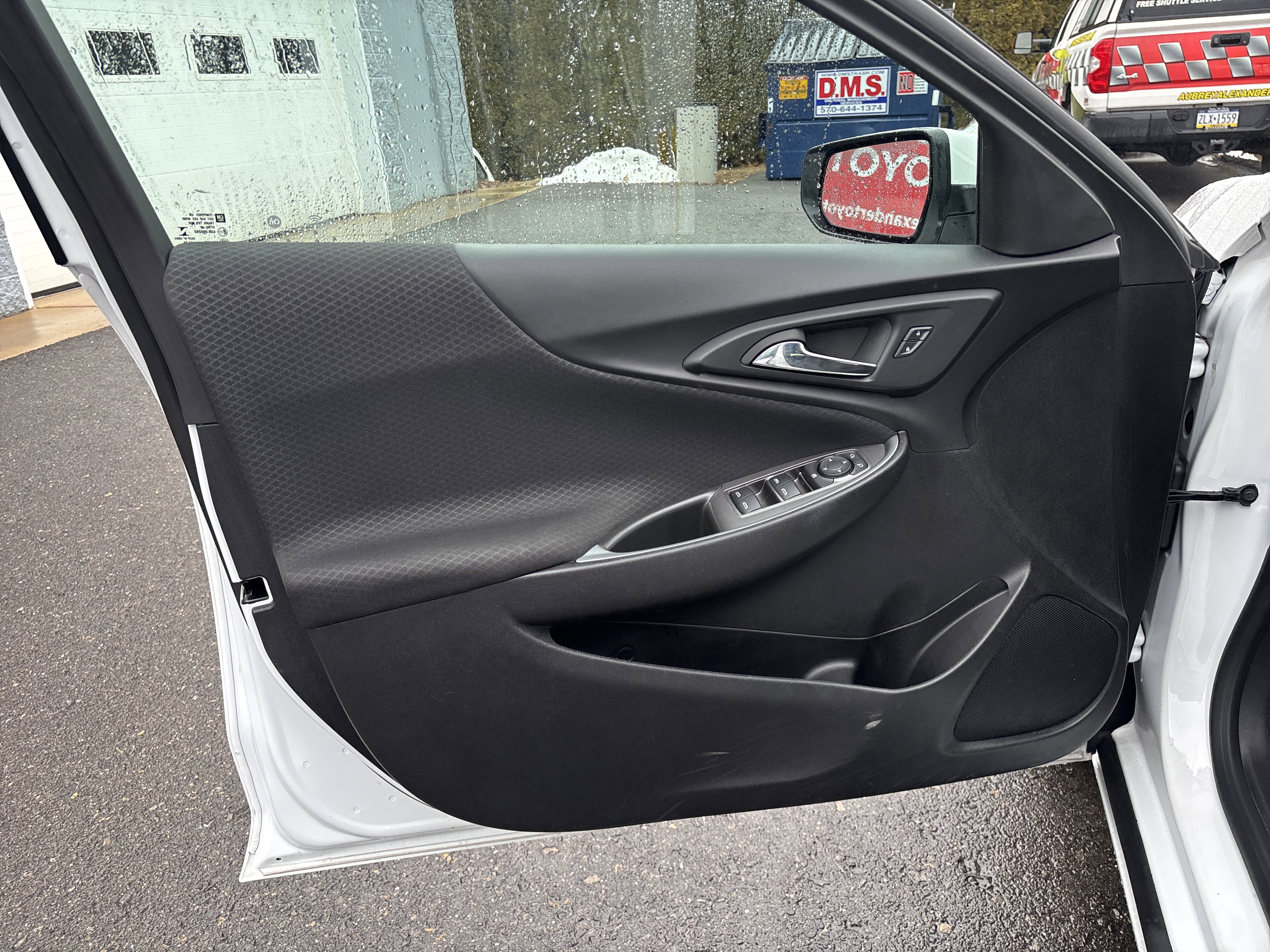 Used 2024 Chevrolet Malibu LT FWD image 16