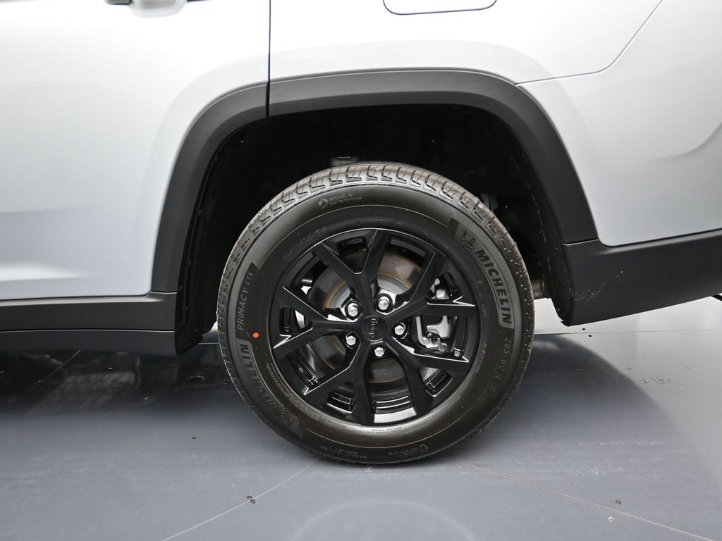 New 2026 Jeep Grand Cherokee L 4WD image 9