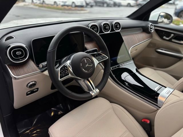 Used 2026 Mercedes-Benz GLC 300 4MATIC image 16