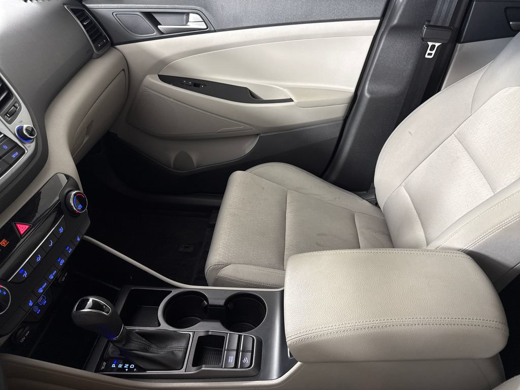 Used 2018 Hyundai Tucson SEL FWD image 19