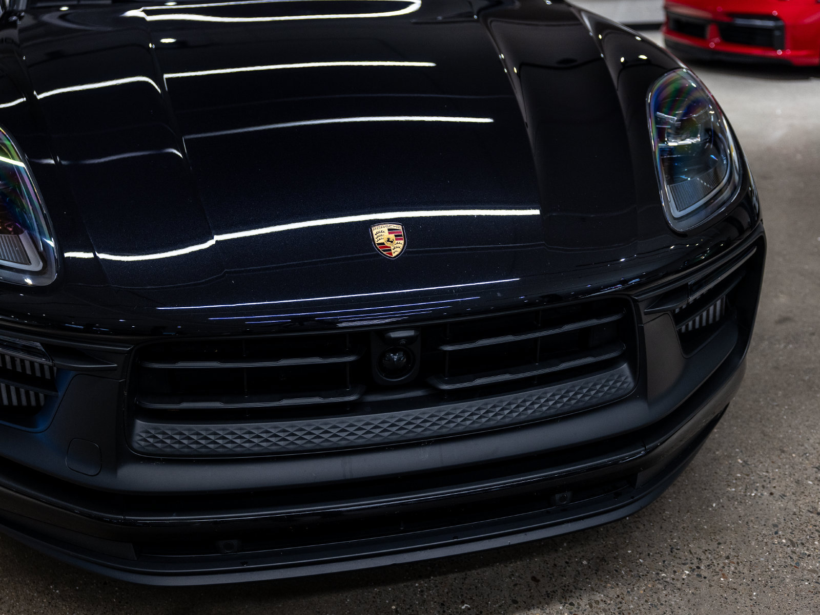 Certified 2024 Porsche Macan GTS AWD/4WD image 14