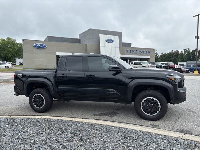 Used 2025 Toyota Tacoma TRD Off-Road AWD/4WD video 1