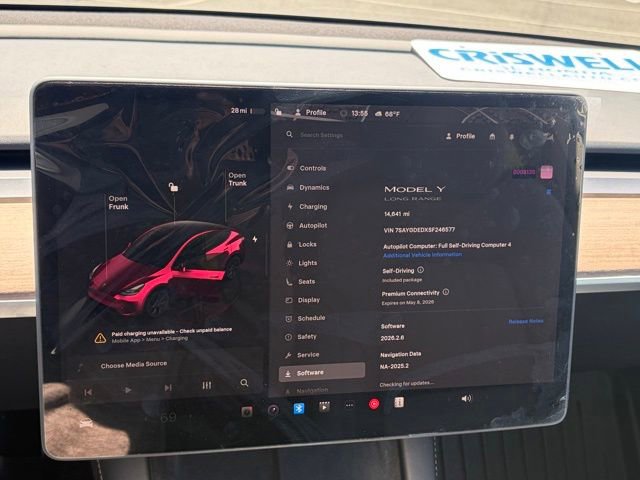 Used 2025 Tesla Model Y Long Range RWD image 21