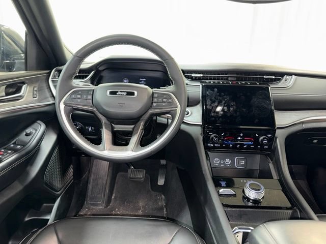 Used 2024 Jeep Grand Cherokee L Limited w/ Trailer Tow Package AWD/4WD image 15