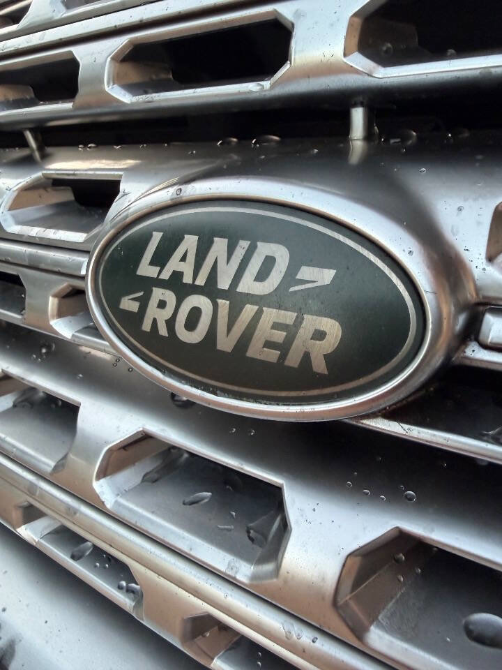 Used 2015 Land Rover Range Rover Supercharged AWD/4WD image 38