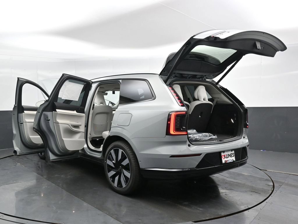 New 2025 Volvo EX90 Ultra image 50
