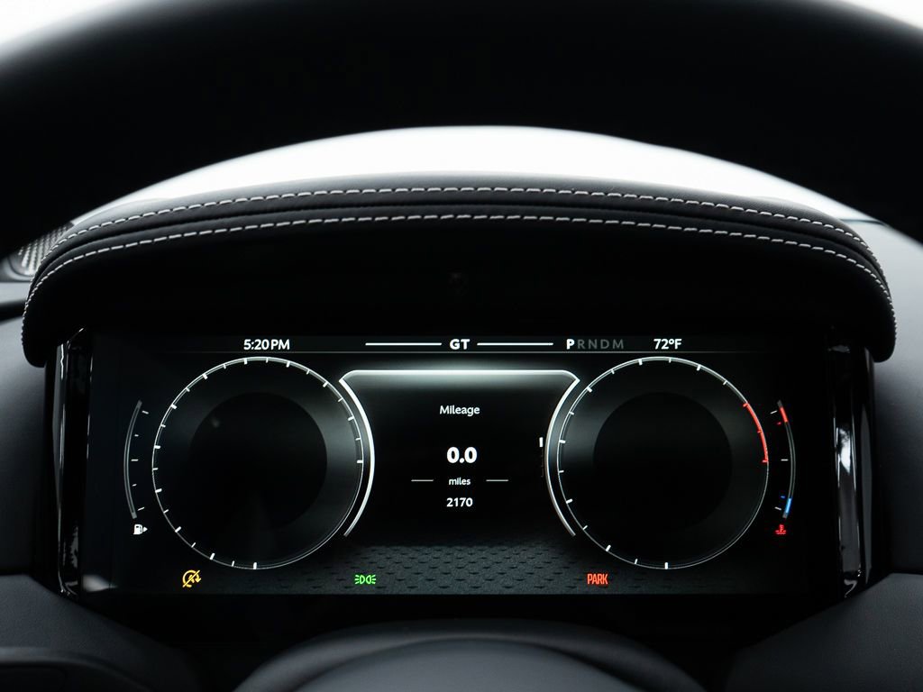 Used 2025 Aston Martin DB12 Coupe image 27