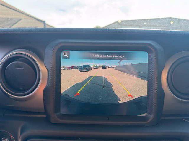 Used 2021 Jeep Gladiator Sport AWD/4WD image 14