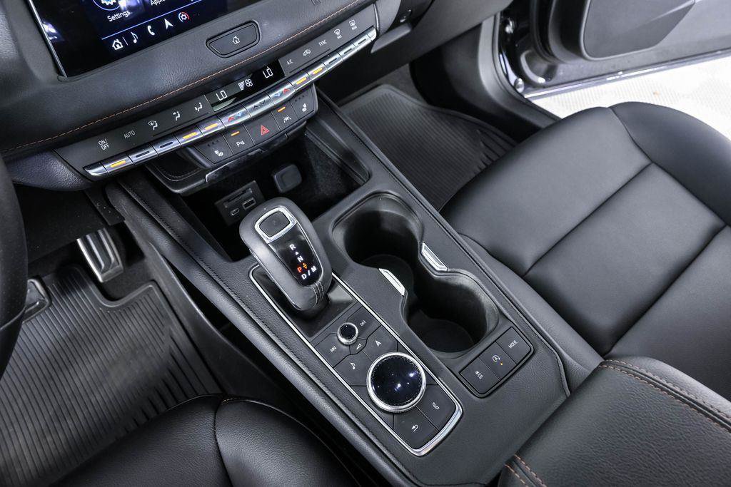 Used 2019 Cadillac XT4 Sport w/ Cold Weather Package FWD image 19