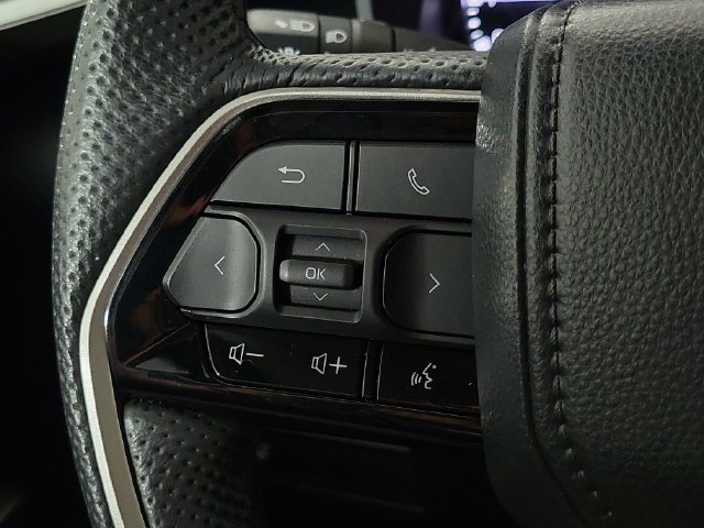 Used 2024 Toyota Tundra SR5 w/ SR5 Premium Package AWD/4WD image 22
