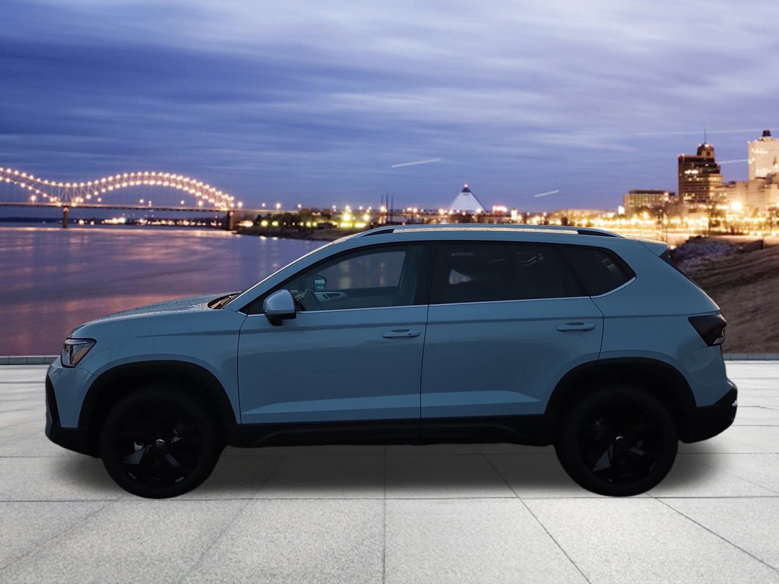 New 2026 Volkswagen Taos SE image 2