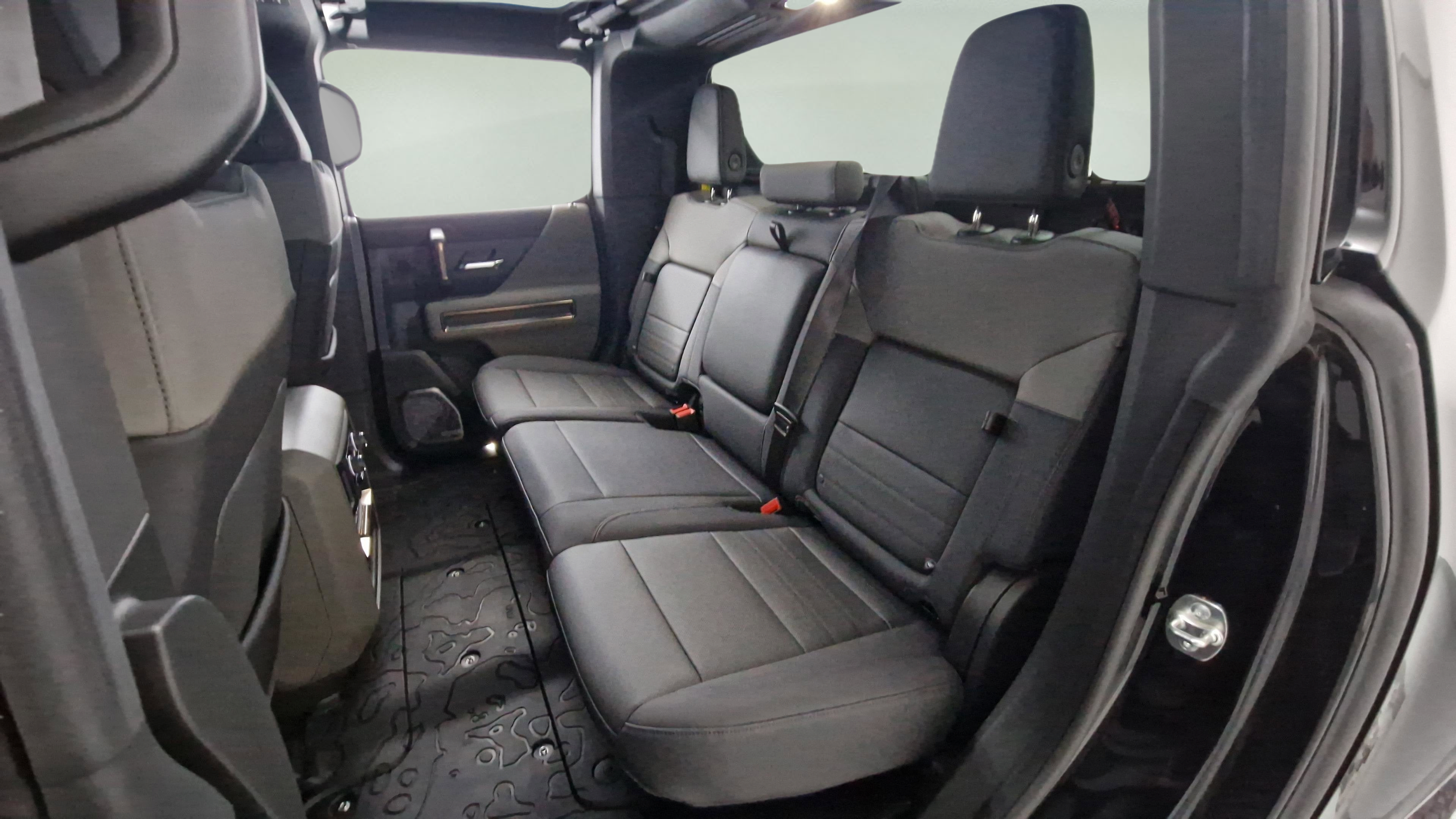 New 2025 GMC Hummer EV 3X w/ LPO, Sport Package AWD/4WD image 17