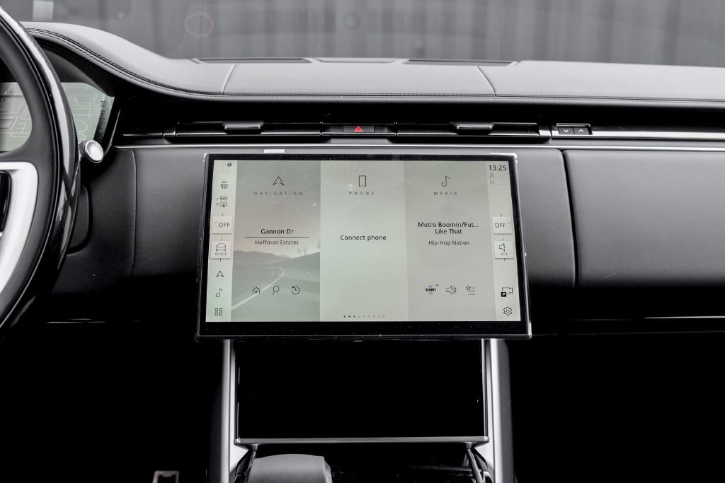 New 2026 Land Rover Range Rover SE AWD/4WD image 18