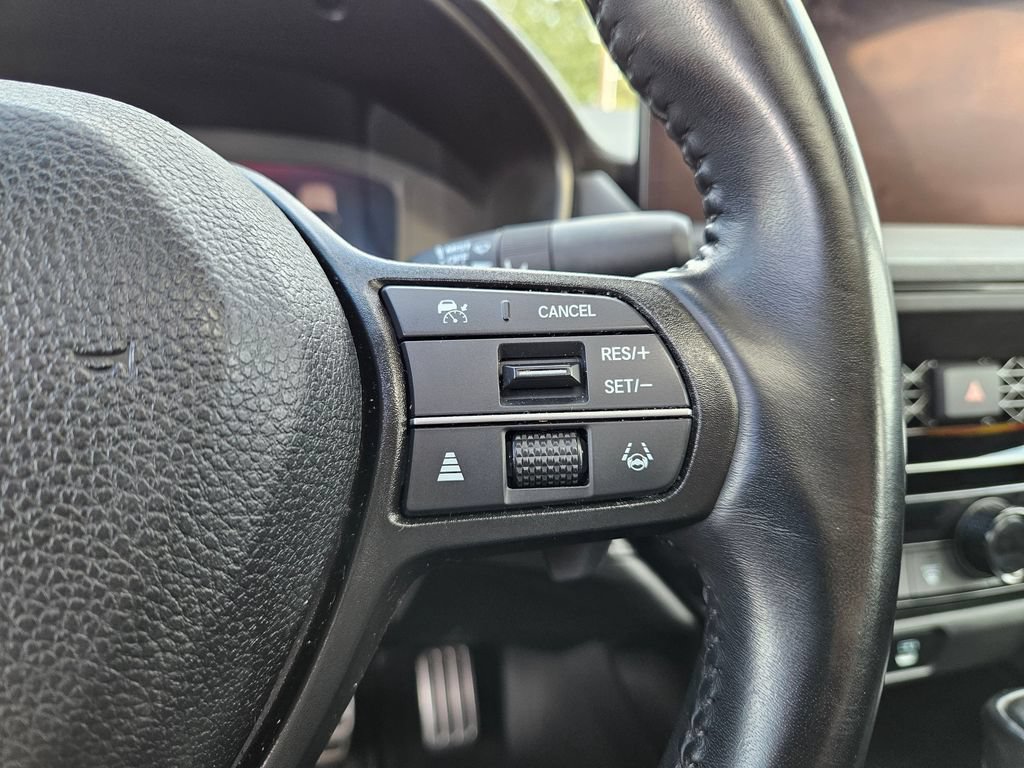 Used 2023 Honda Accord Sport image 32