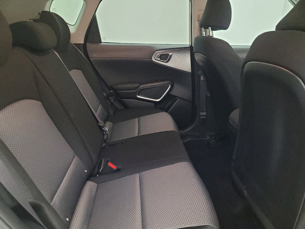Used 2025 Kia Soul S image 19