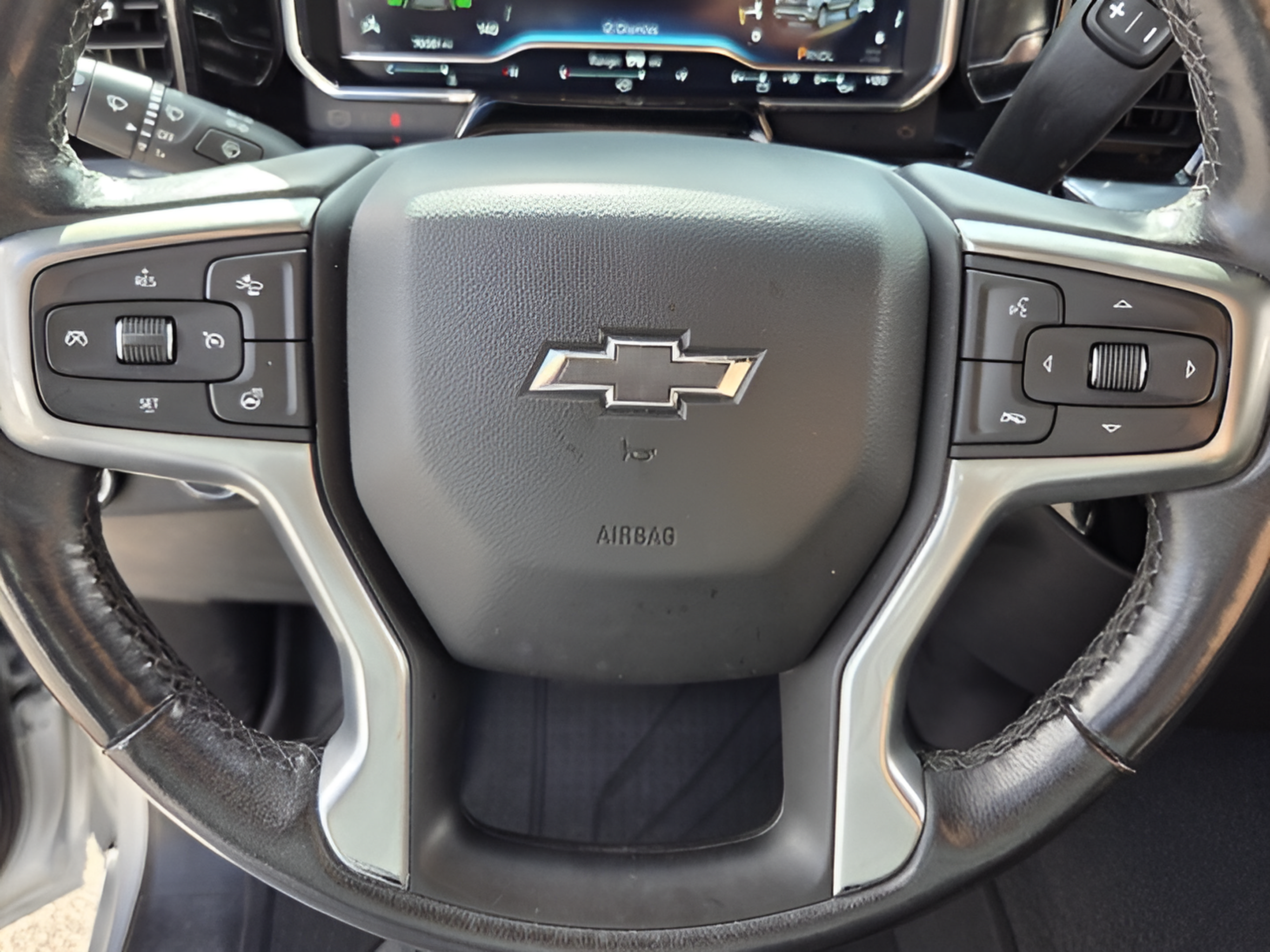 Used 2022 Chevrolet Silverado 1500 RST w/ Z71 Off-Road Package AWD/4WD image 21