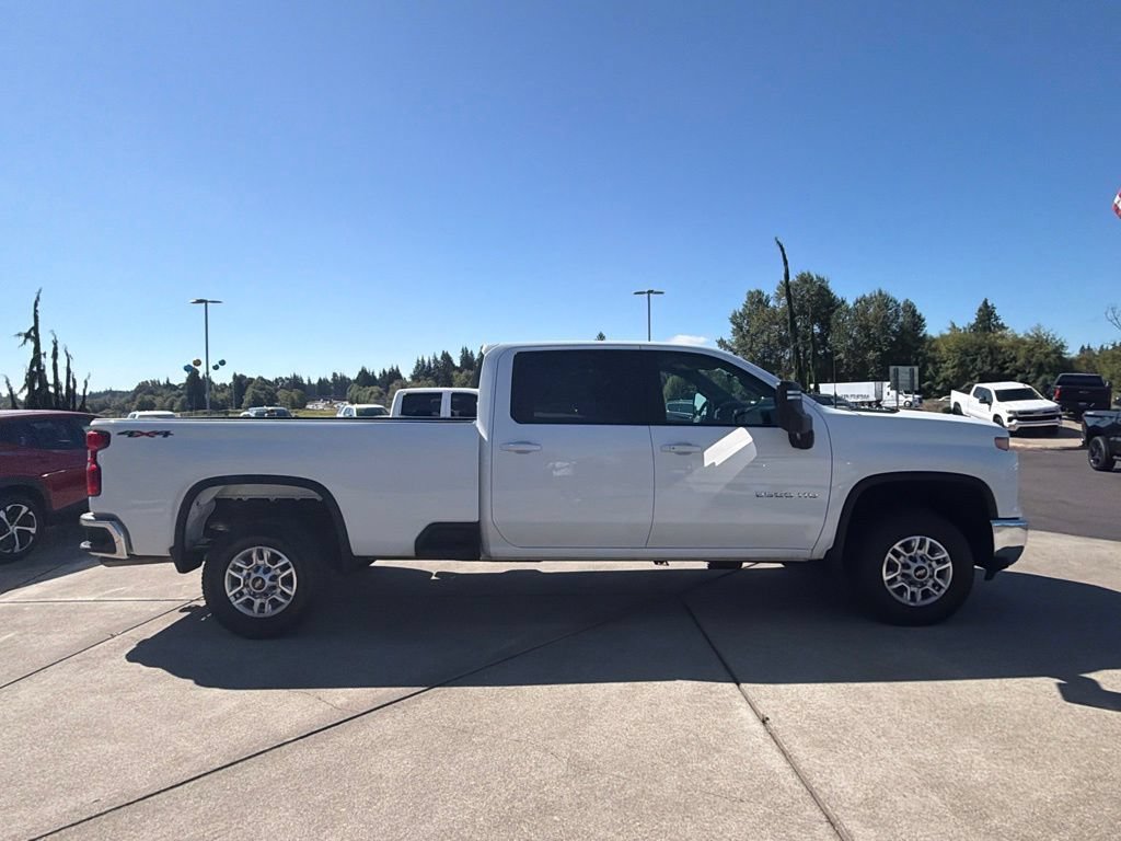 Used 2026 Chevrolet Silverado 2500 LT AWD/4WD image 7