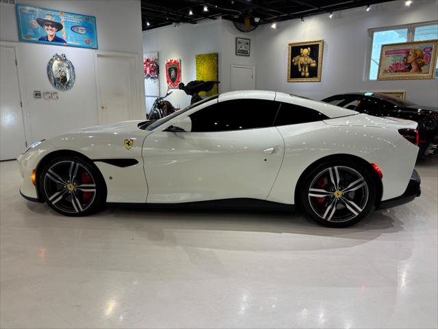 Used 2019 Ferrari Portofino RWD image 4