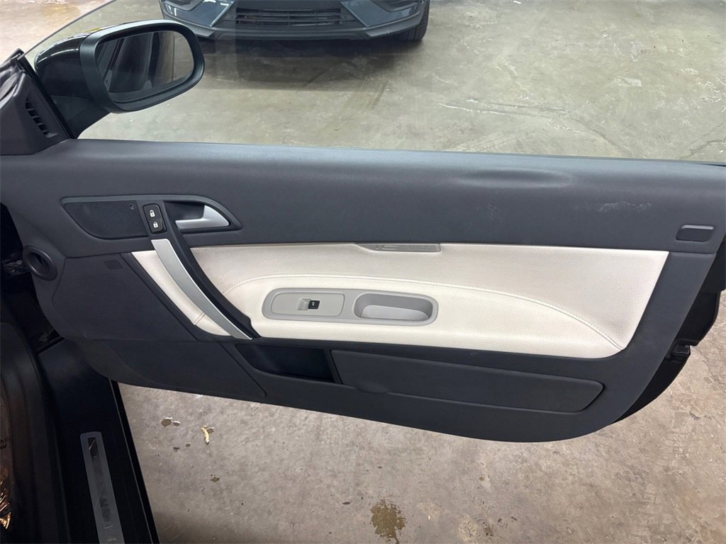 Used 2013 Volvo C70 T5 image 18