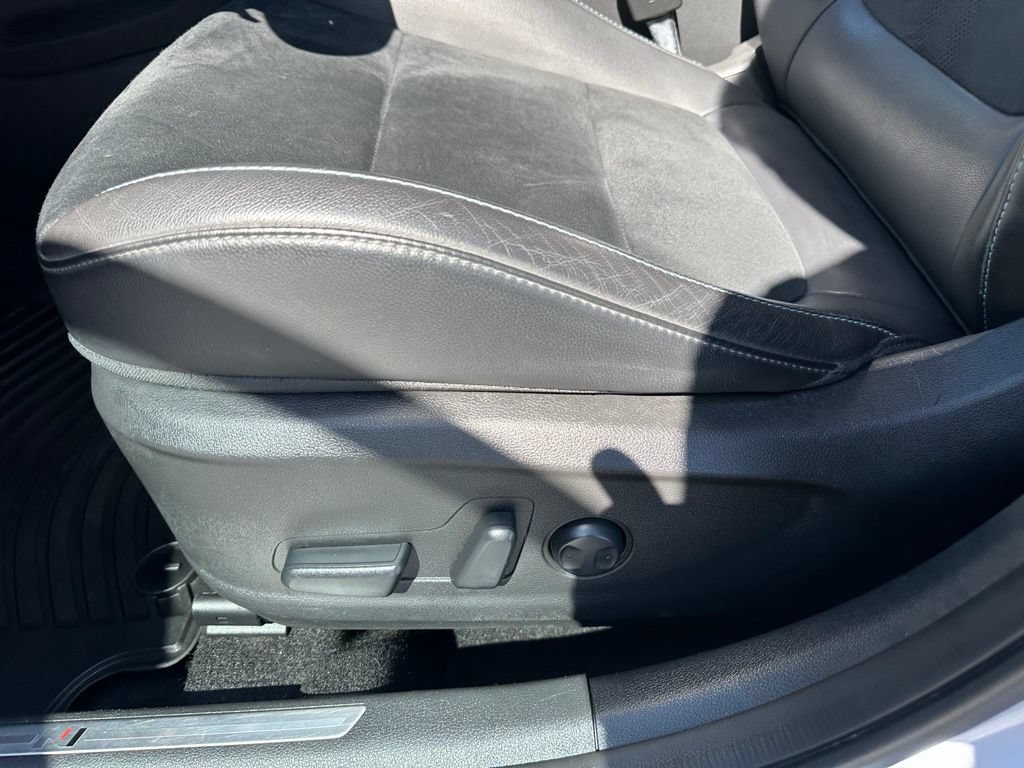 Used 2023 Hyundai Kona N FWD image 12