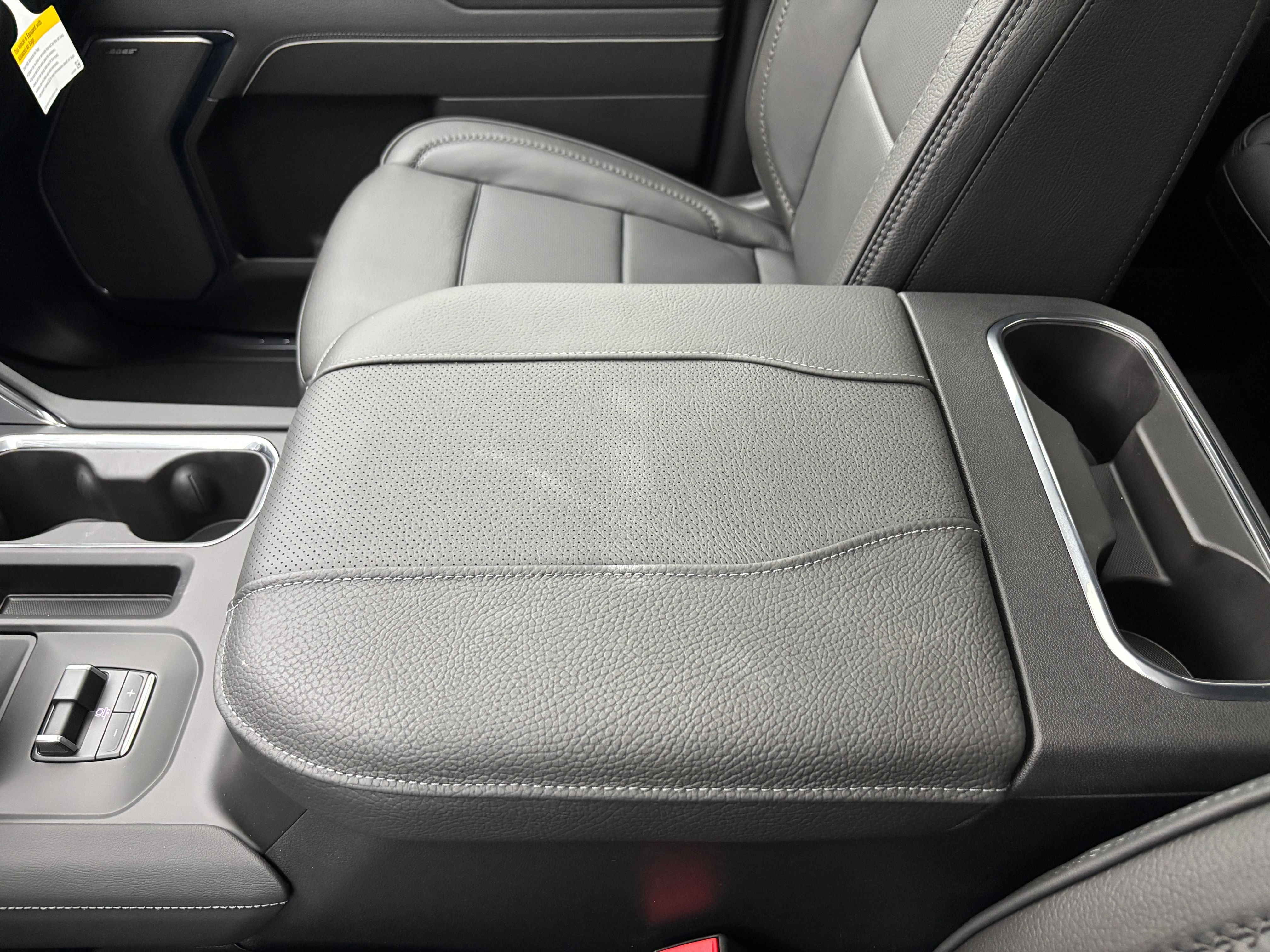 New 2026 GMC Sierra 1500 Denali AWD/4WD image 32