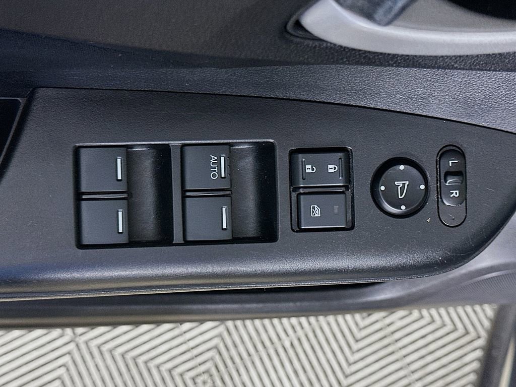 Used 2014 Honda CR-V EX image 20
