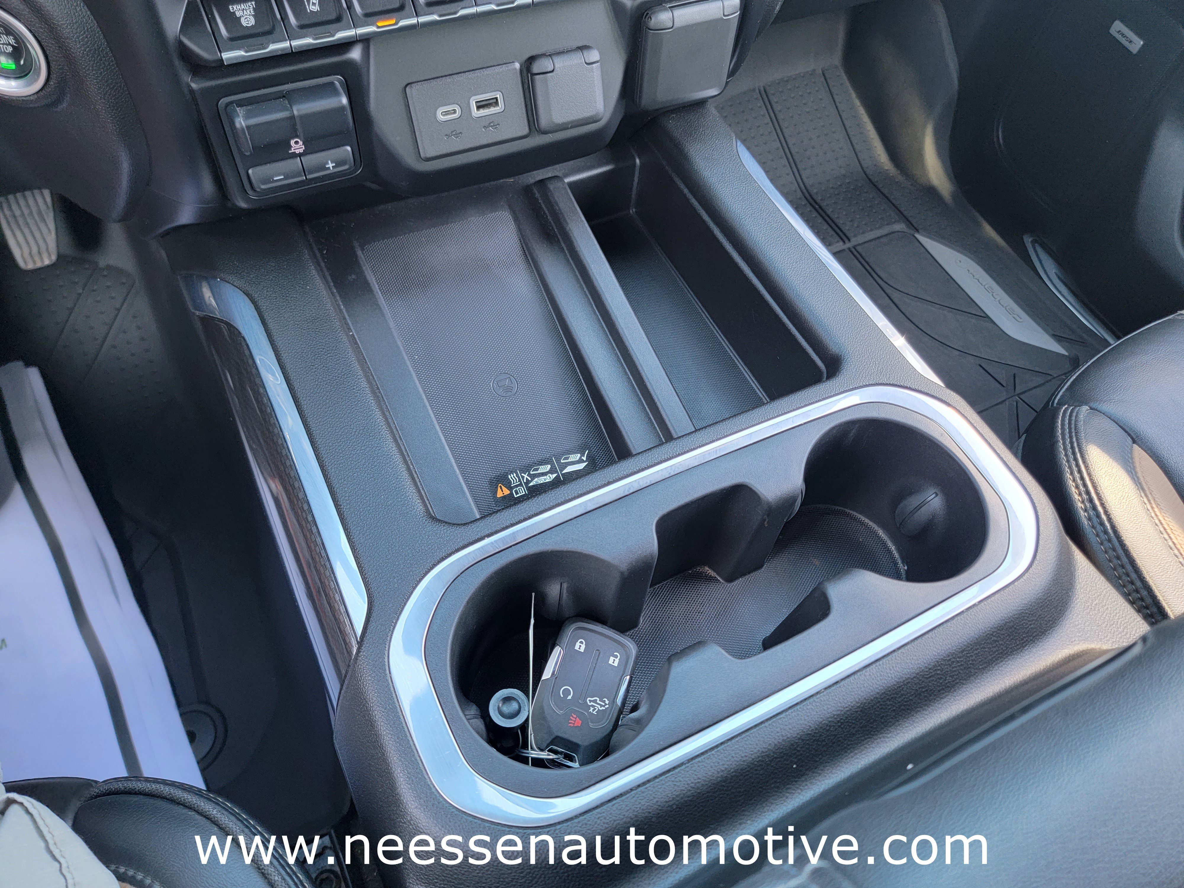 Used 2021 Chevrolet Silverado 2500 LTZ w/ Carhartt Edition image 35