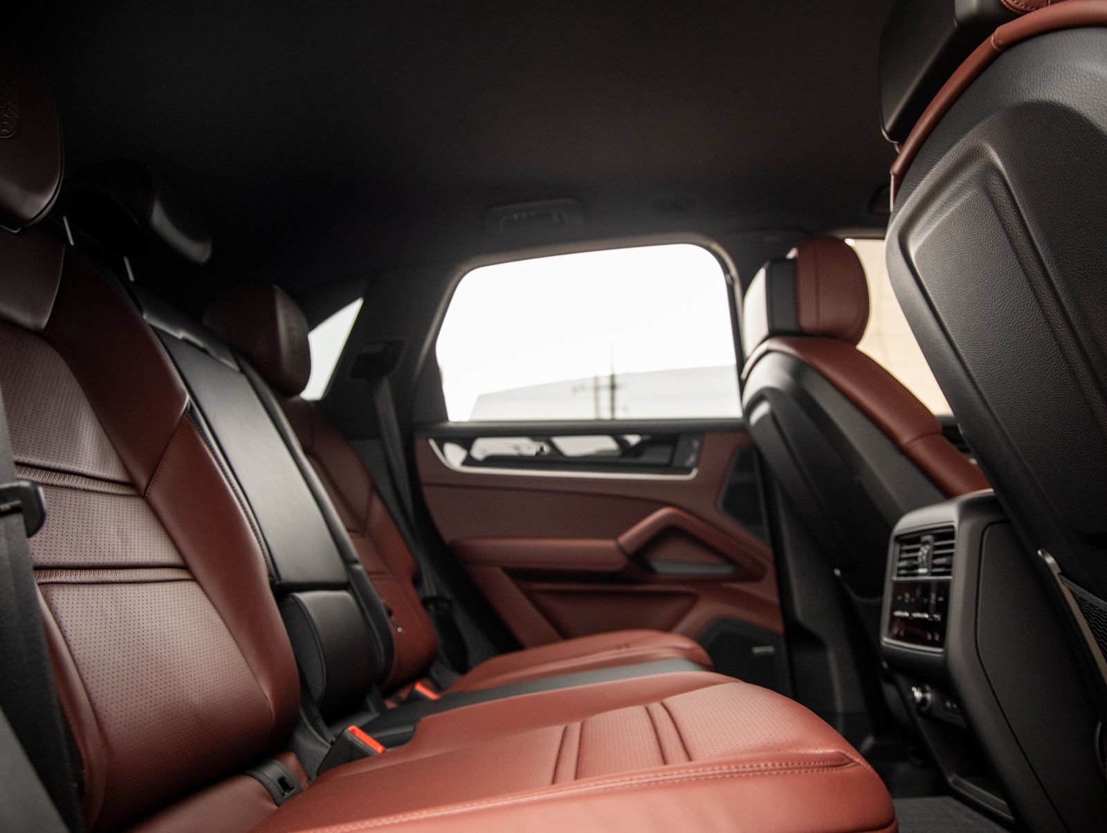 New 2026 Porsche Cayenne S AWD/4WD image 37