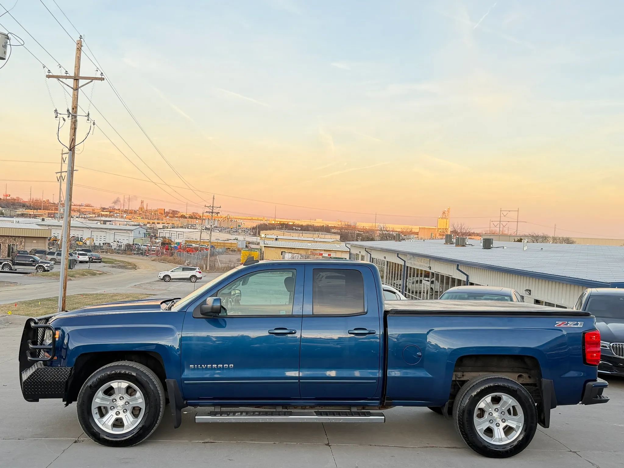 Used 2017 Chevrolet Silverado 1500 LT w/ All Star Edition image 4