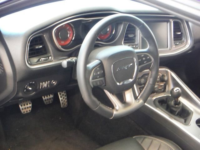 Used 2016 Dodge Challenger SRT Hellcat RWD image 23