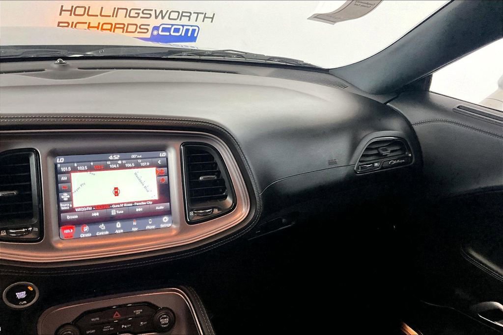 Used 2023 Dodge Challenger R/T w/ Plus Package image 5