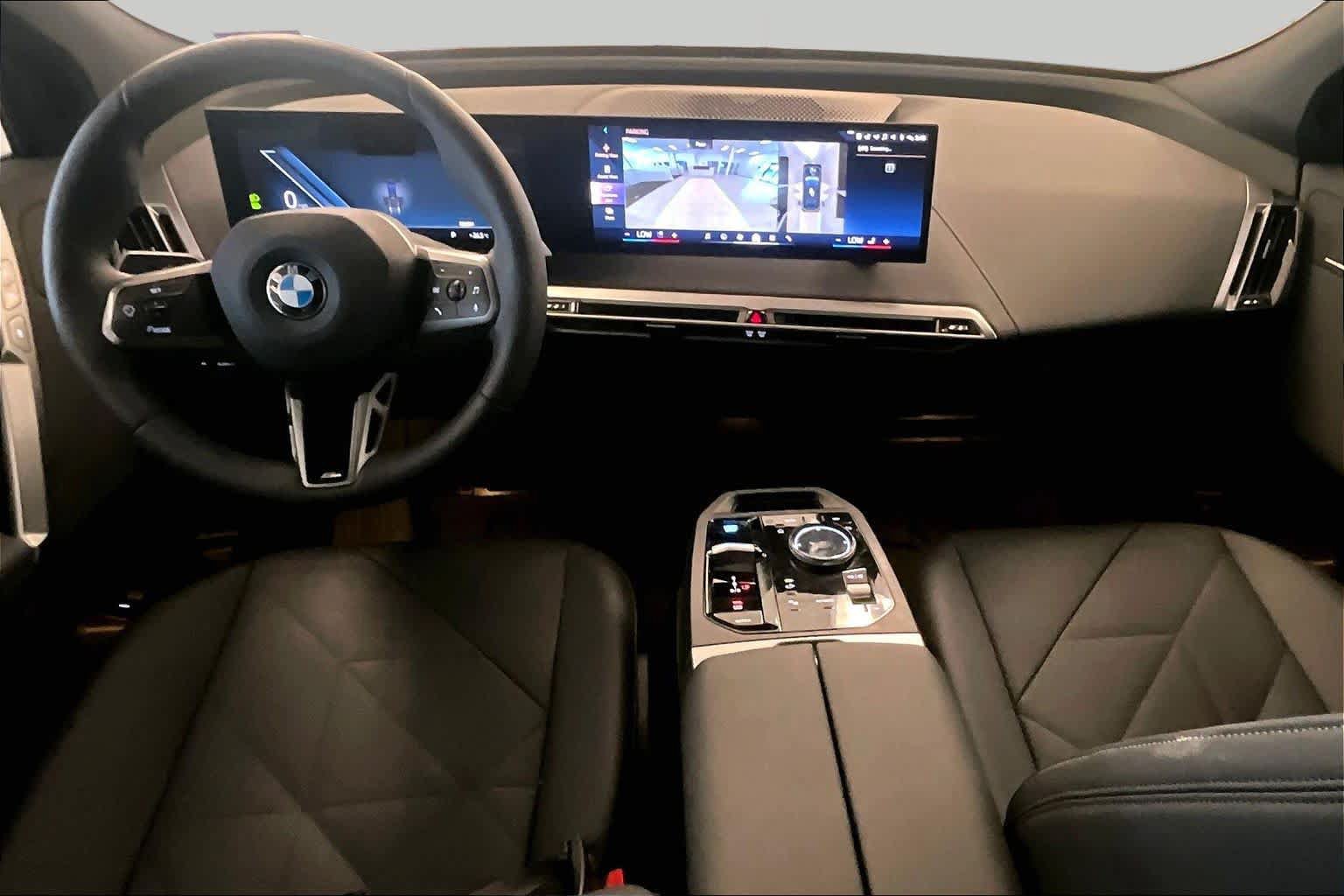 Used 2025 BMW iX xDrive50 w/ Premium Package AWD/4WD image 14