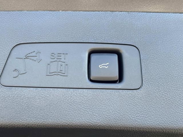 New 2026 Lincoln Corsair Premiere image 13