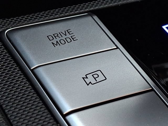 Used 2023 Hyundai Elantra SEL FWD image 25