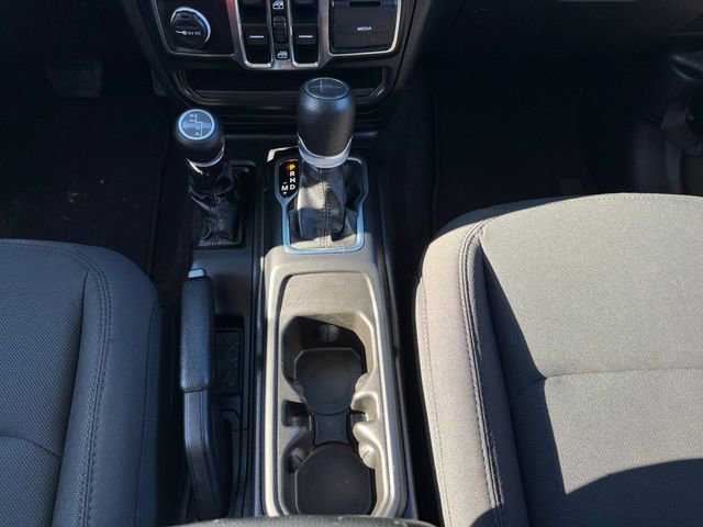 Used 2023 Jeep Gladiator Willys image 15
