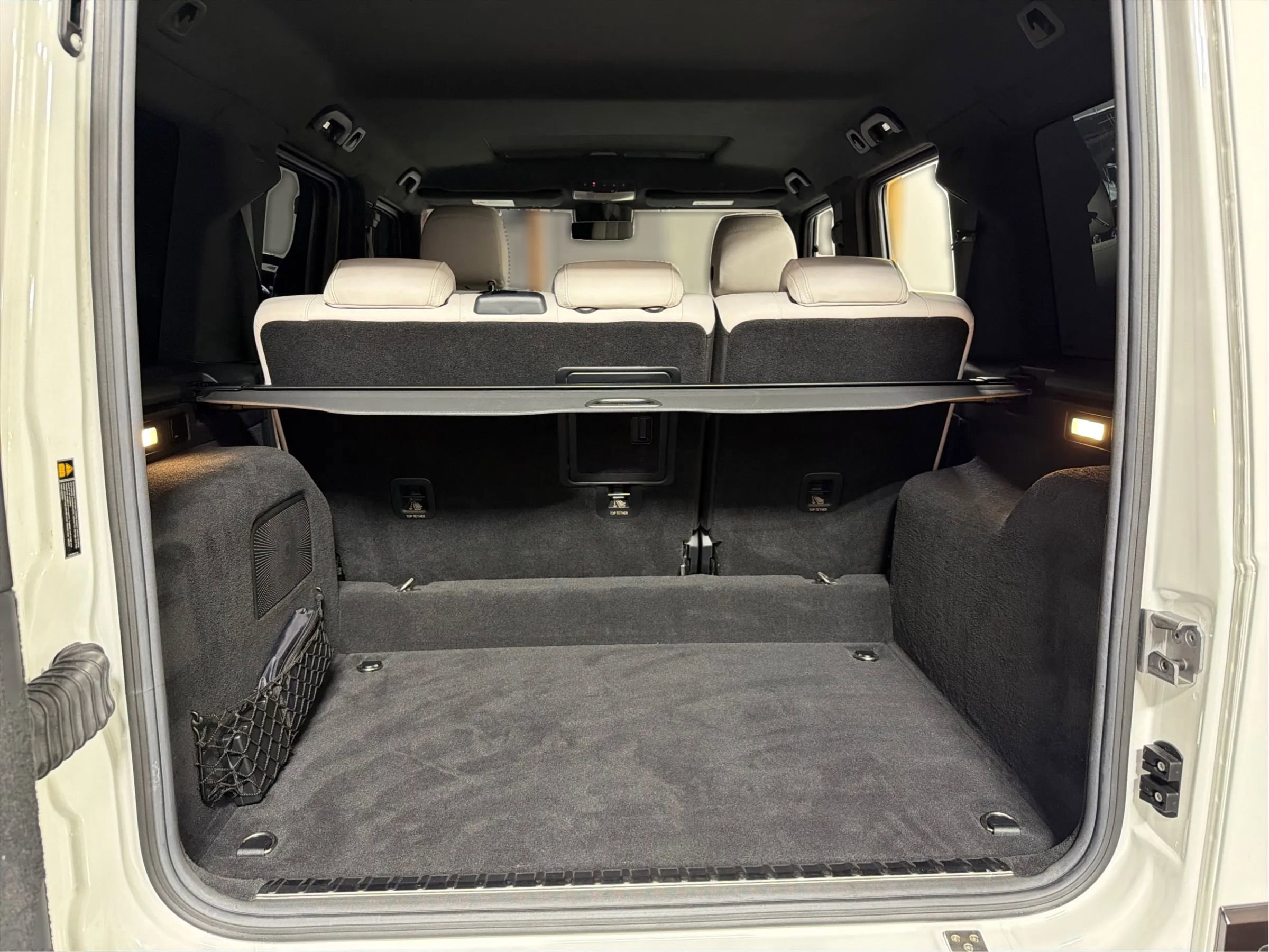 Used 2021 Mercedes-Benz G 63 AMG 4MATIC w/ G Manufaktur Interior Package image 11