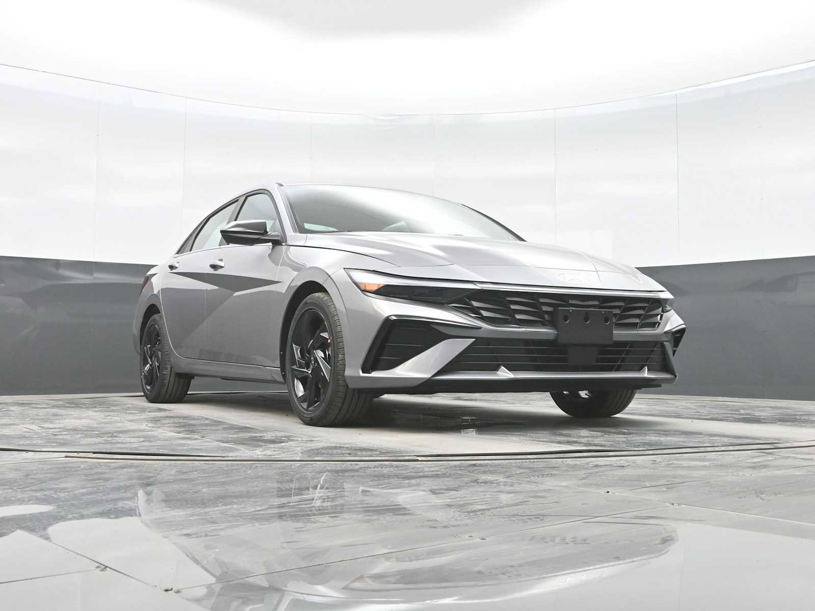 New 2026 Hyundai Elantra SEL Sport Premium image 23