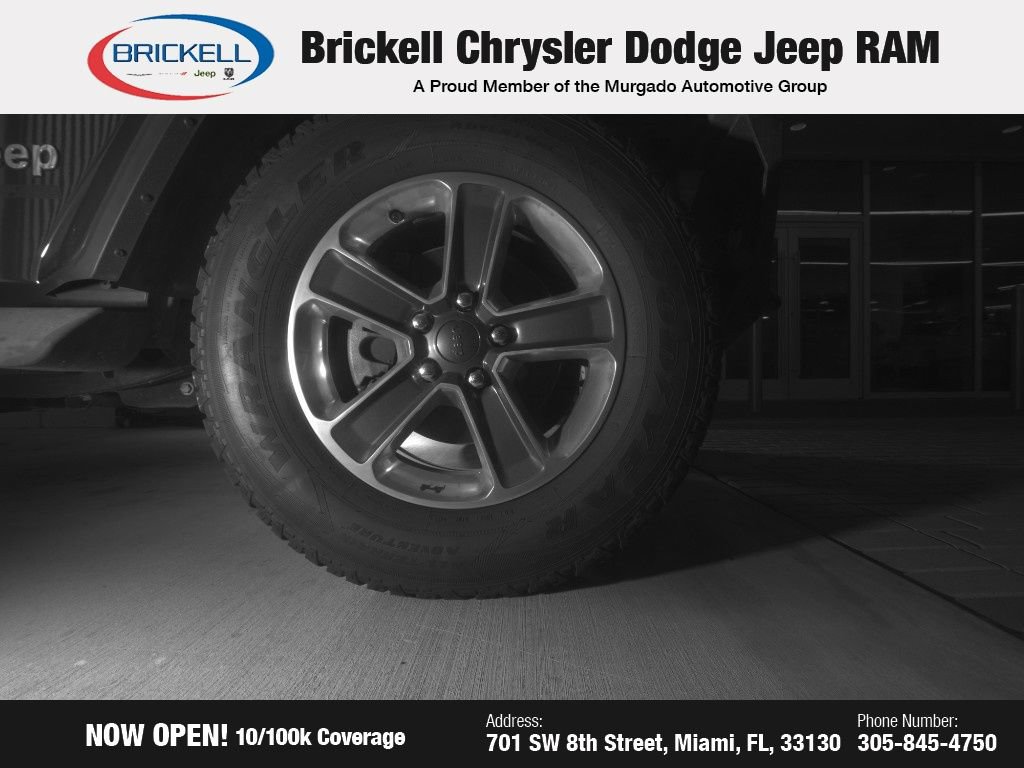 Used 2018 Jeep Wrangler Unlimited Sahara image 15