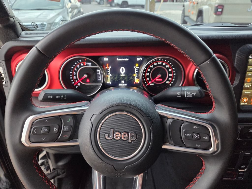 Used 2022 Jeep Wrangler Rubicon AWD/4WD image 29