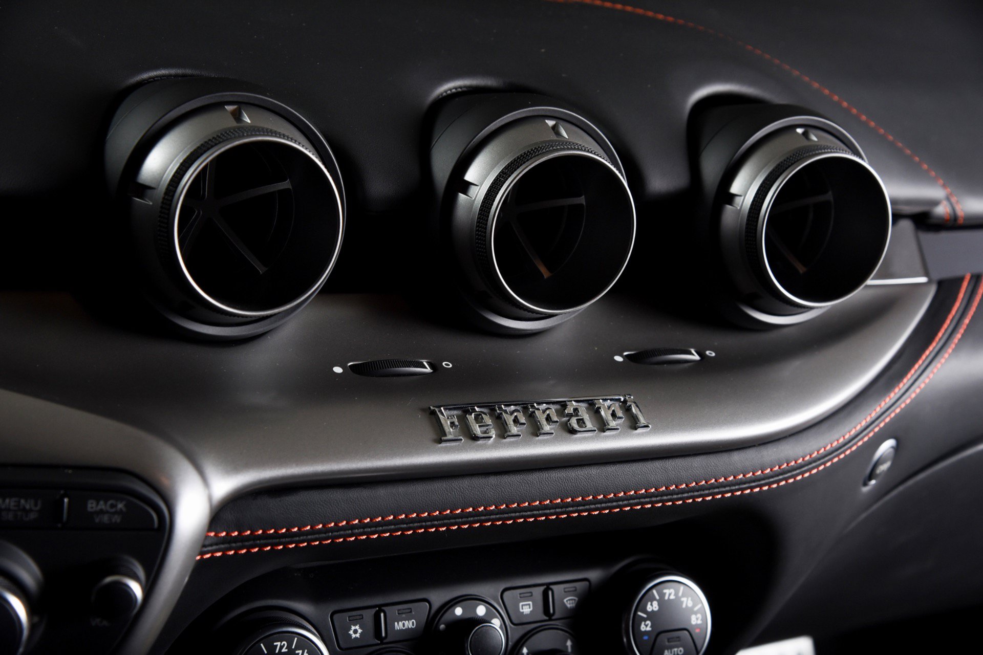 Used 2014 Ferrari F12 Berlinetta RWD image 38