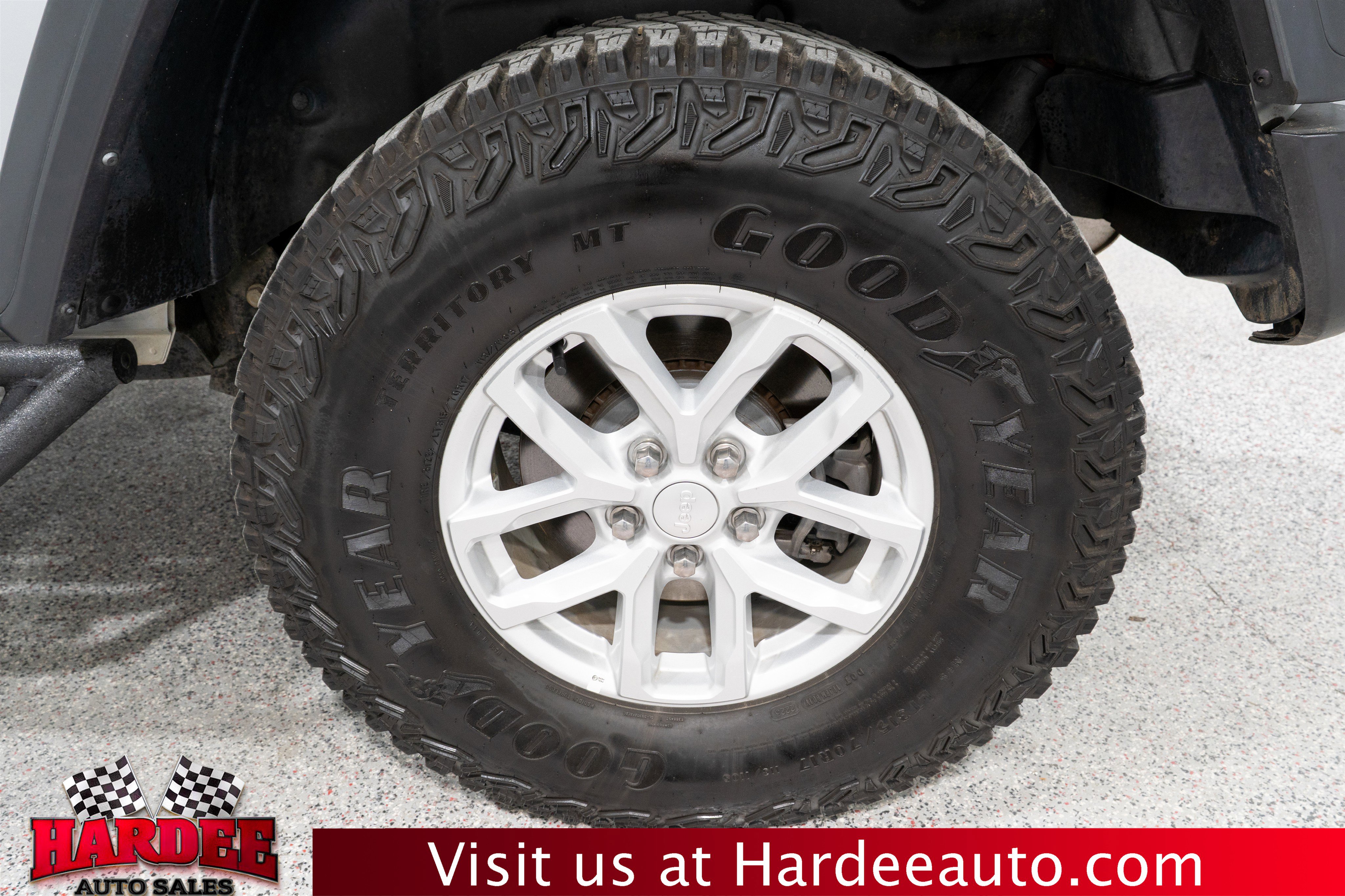 Used 2023 Jeep Wrangler Unlimited Sport w/ Xtreme 35 Tire Package image 10