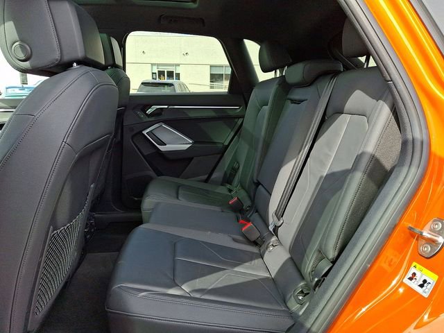 Used 2023 Audi Q3 2.0T Premium image 11