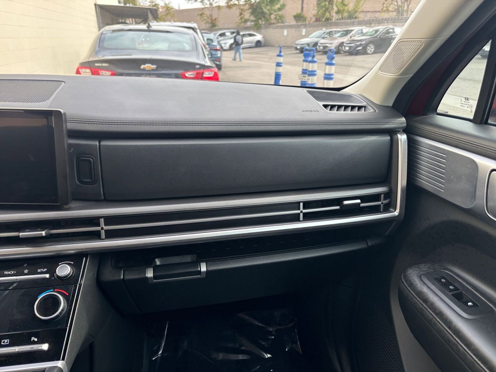 Used 2025 Hyundai Santa Fe SEL image 36