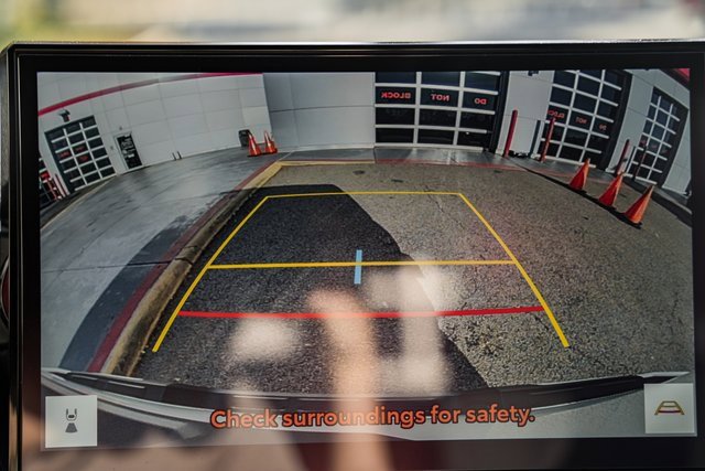 Used 2024 Toyota Tacoma TRD Sport image 44