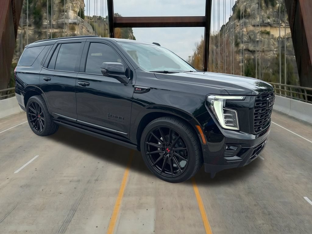 New 2026 GMC Yukon Denali w/ Sun & Power Step Package