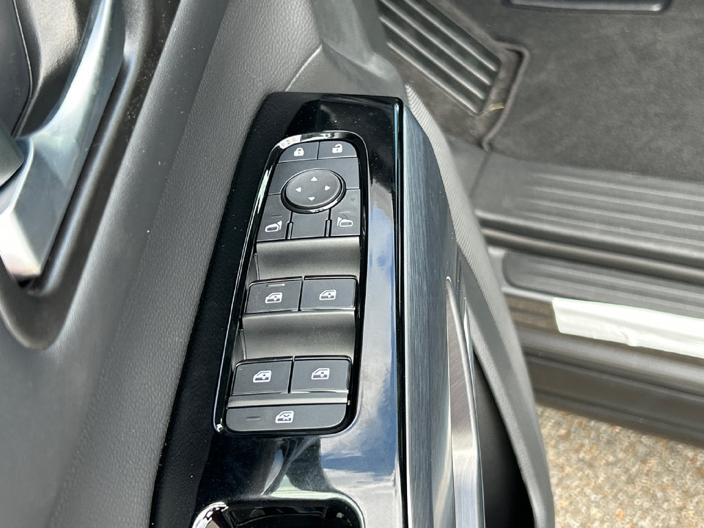 New 2026 Nissan Pathfinder SL FWD image 20