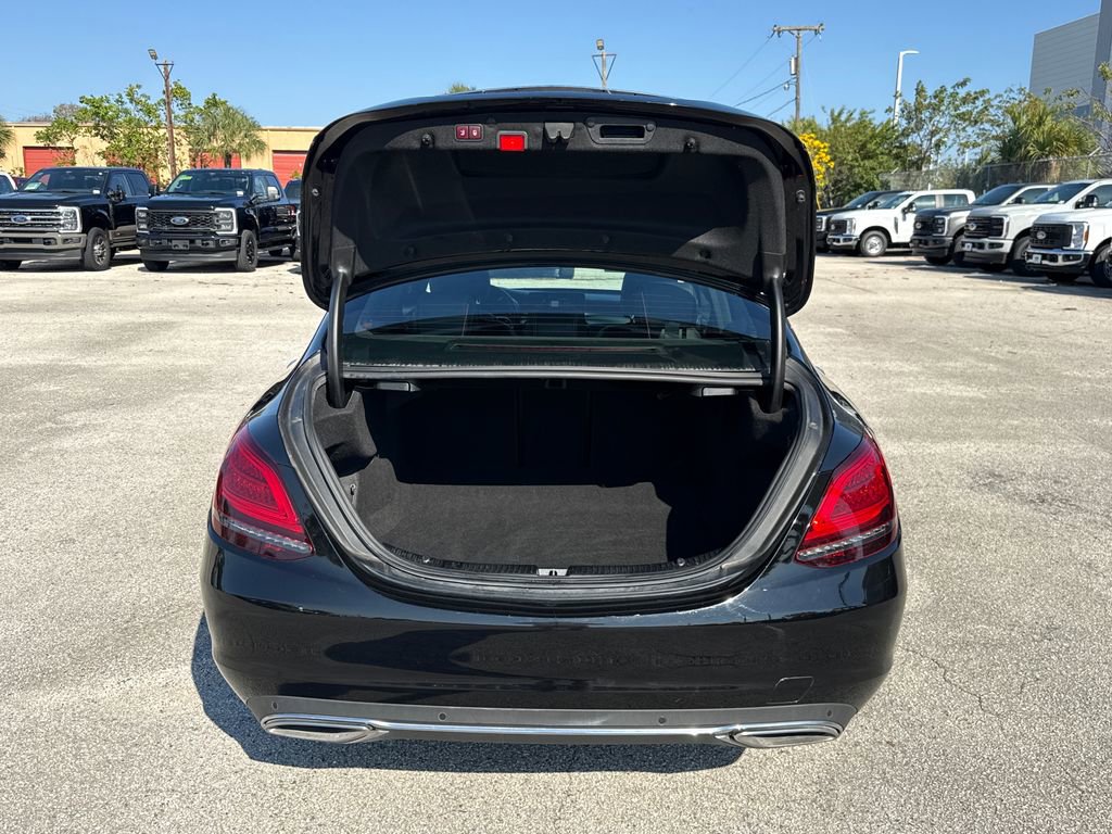 Used 2020 Mercedes-Benz C 300 Sedan image 27